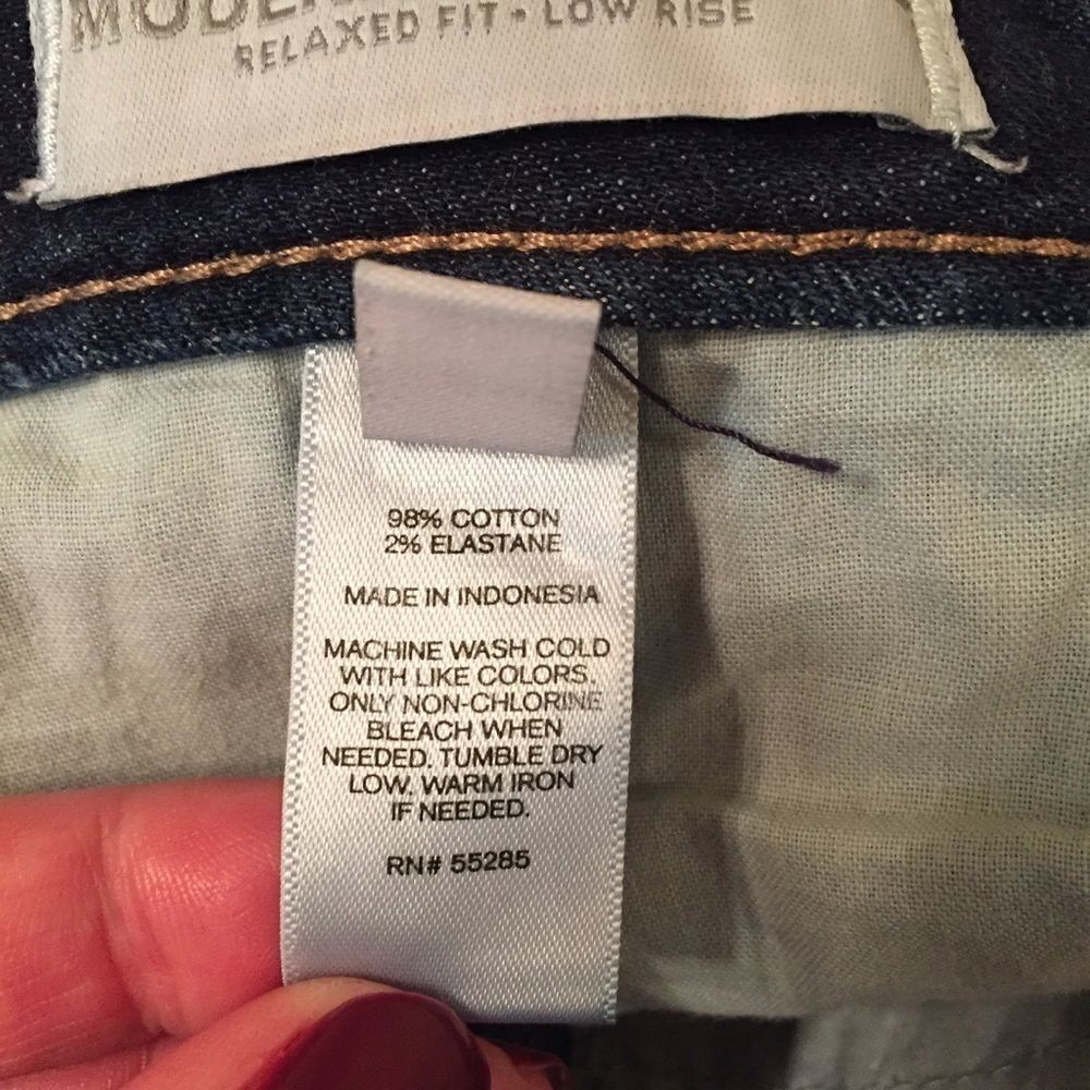 Express Distressed Jeans - Picture 7 of 7